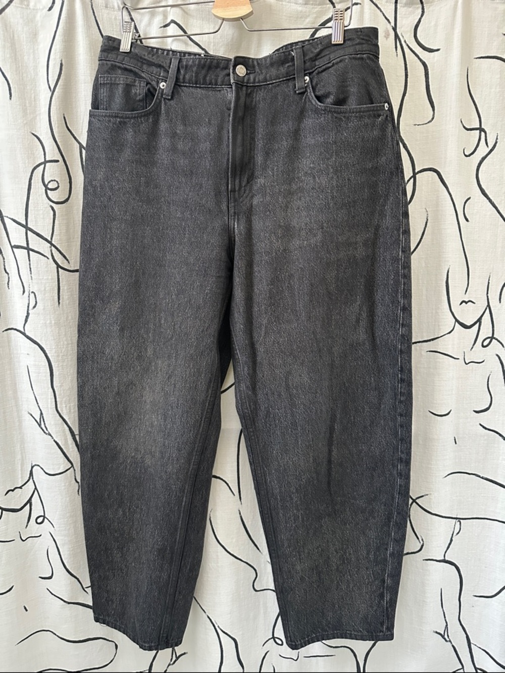 H&M High Waisted Barrel Jean